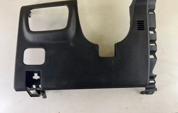 Jeep Grand Cherokee WL Dashboard lower bottom trim panel 6PM16TRMAA P6PM16TX7AD