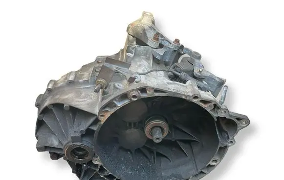 Ford Kuga I Manual 6 speed gearbox AV4R7002AA