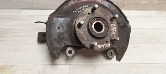 Honda FR-V Front wheel hub 