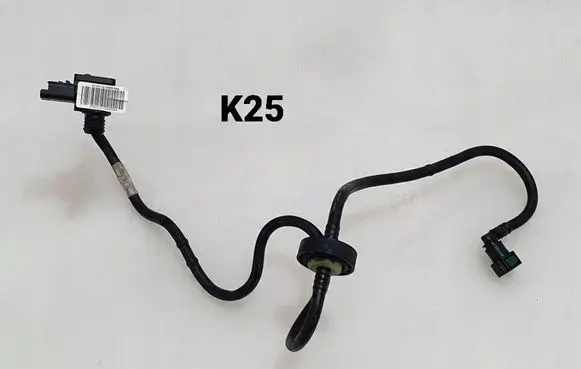 Peugeot 5008 II Vacuum line/pipe/hose 9813095080