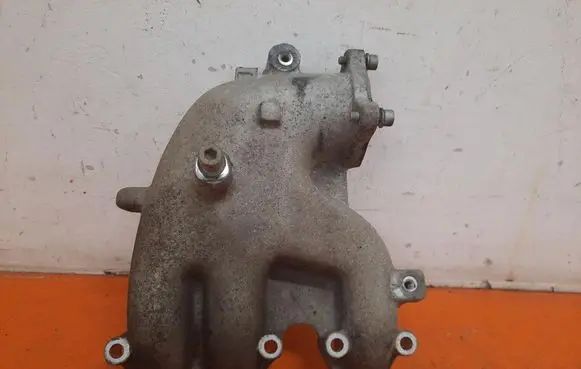 Skoda Fabia Mk2 (5J) Intake manifold 045129713F