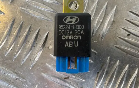 Hyundai Terracan Other relay 95224H1300 DC12V20A