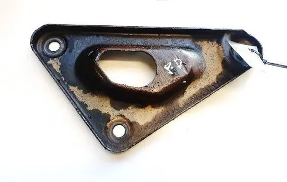 Opel Zafira A Engine mounting bracket 