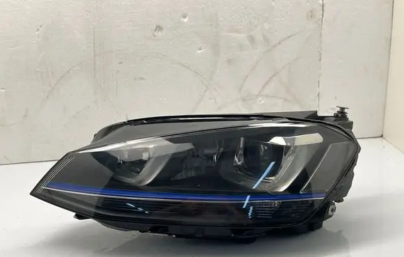 Volkswagen Golf VII Headlight/headlamp 5G1941033C 90061720 8871VF2378SE249