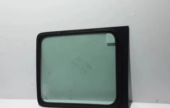 Volkswagen Caddy Rear side window 2K3845331