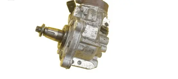 BMW 1 F20 F21 Fuel injection high pressure pump 7823452 N47D20C