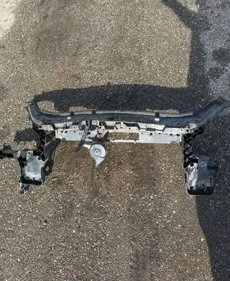 BMW 1 E81 E87 Top upper radiator support slam panel 