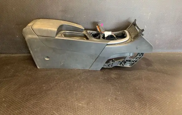 Opel Insignia A Center console 13222148 0012544031