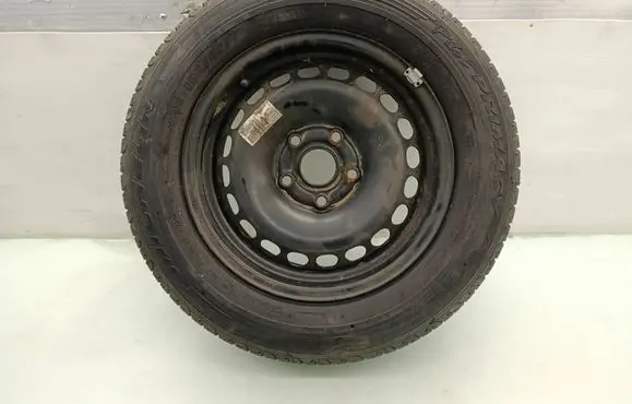 Volkswagen PASSAT B5.5 R15 spare wheel 4152515
