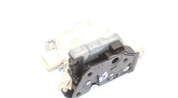 Audi A4 S4 B9 8W Rear door lock 4G0839015F