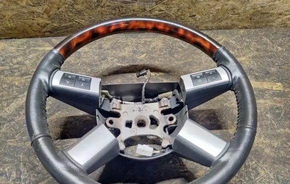 Chrysler 300 - 300C Steering wheel 0UV231DVAG