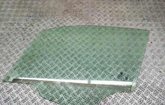 Fiat 500X Front door window glass four-door DOT24M19AS2 E00025920R 43R007951