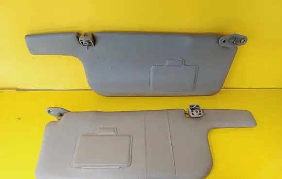 Mitsubishi Colt Sun visor
