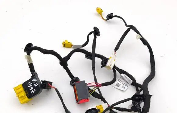 Peugeot 3008 III Seat wiring loom 2922050X A00543862