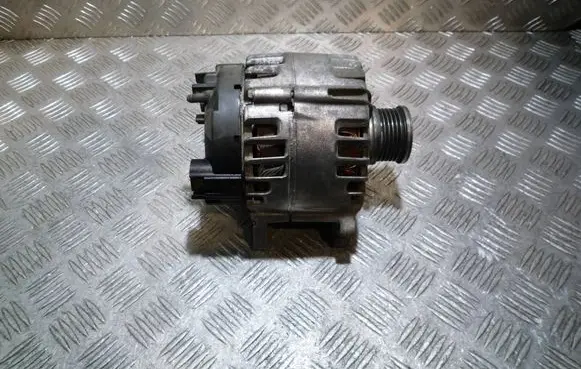 Volkswagen Transporter - Caravelle T5 Generator/alternator 03L903023Q 212062746 2609876C
