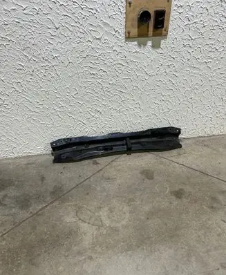 Mazda 2 Wiper trim