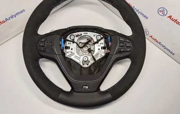 BMW X3 F25 Steering wheel 32307845807