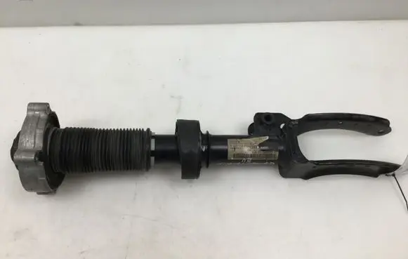 Audi Q7 4L Front shock absorber/damper 7L8413031E