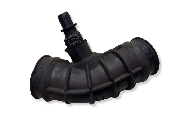 Volvo XC90 Turbo air intake inlet pipe/hose 21436854