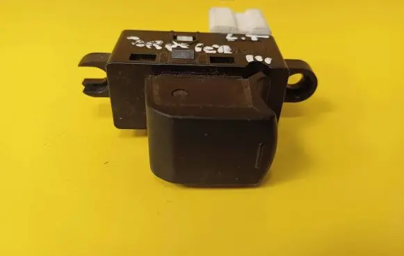 Subaru Forester SH Electric window control switch
