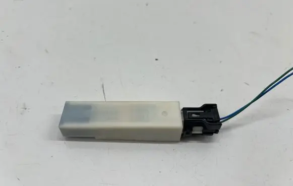 Mazda 3 Keyless system antenna KD47676NXA