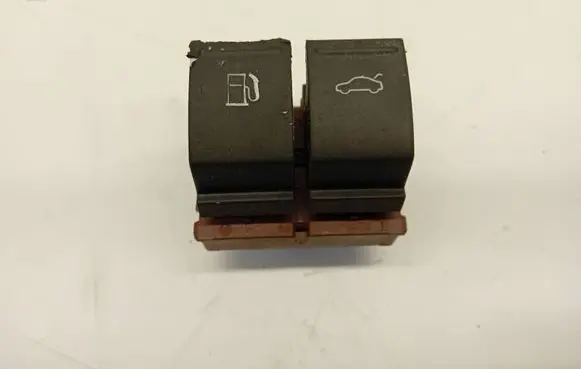 Volkswagen PASSAT B6 Fuel tank opening switch 3C0959903