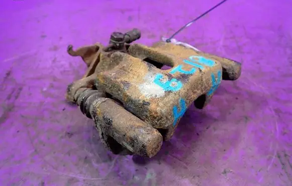 Rear brake caliper