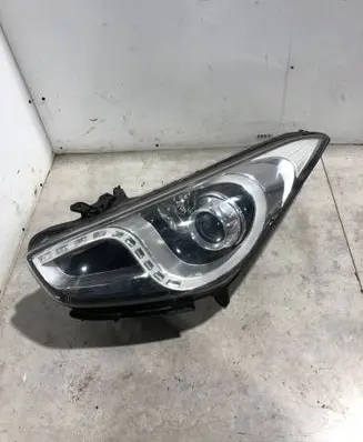 Hyundai i40 Headlight/headlamp 921013ZXXX 921013Z100