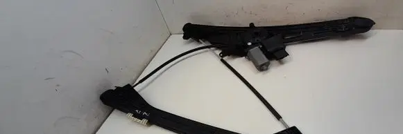 Peugeot 5008 II Front door window regulator with motor 9840196980
