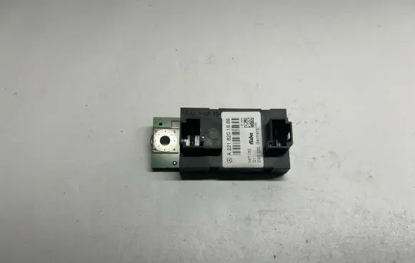 Mercedes-Benz S W221 Aerial antenna amplifier A2218201889