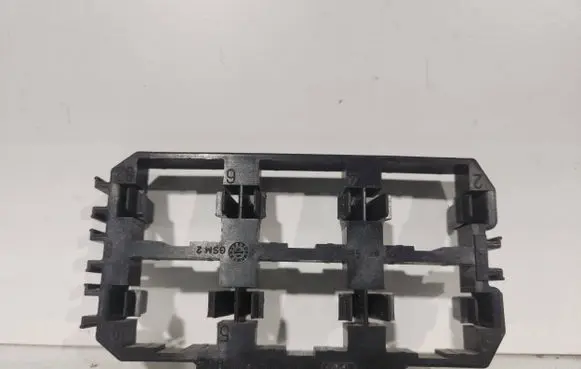 Audi A8 S8 D2 4D Fuse box set 4A0937503