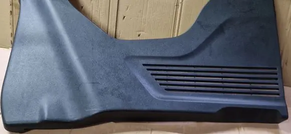 Opel Combo E Tailgate trim