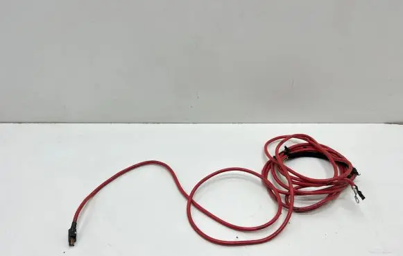Positive cable (battery)