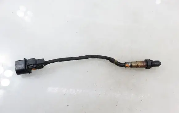 Volkswagen Golf V Lambda probe sensor 047906262 0258007068