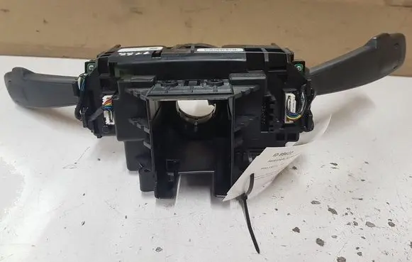 Volvo V40 Wiper turn signal indicator stalk/switch 31264169 31327904 31343218