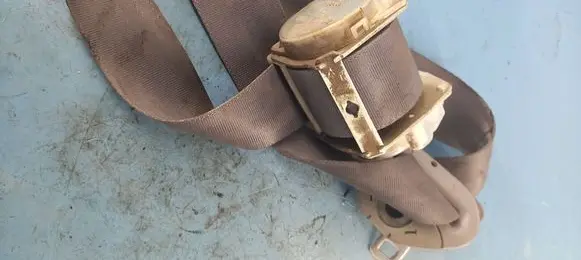 Toyota Previa (XR30, XR40) II Rear seatbelt 