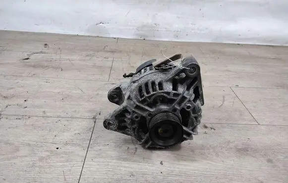Skoda Fabia Mk1 (6Y) Generator/alternator 047903015q