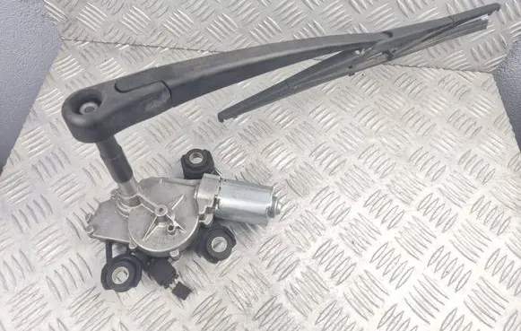 Citroen C4 I Picasso Rear window wiper motor 9654116380 070329002 0390201840