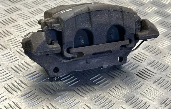 Volvo XC60 Front brake caliper 36051719