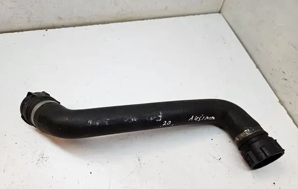 BMW 5 F10 F11 Engine coolant pipe/hose 8571802