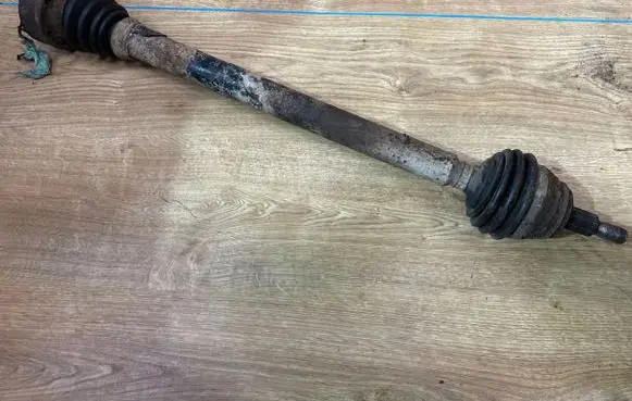 Volkswagen New Beetle Front driveshaft