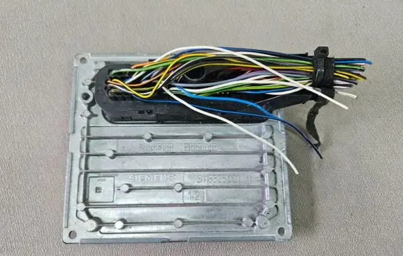 Ford Ka Engine control unit/module 1S5X12A650CD S118685002E S118685002F