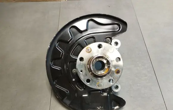 Audi Q3 F3 Front wheel hub spindle knuckle 5Q0407258A