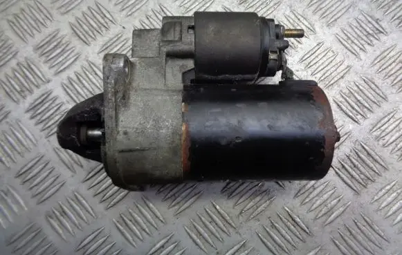 Alfa Romeo 147 Starter motor 0001107066