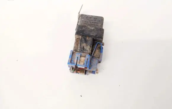 Nissan Almera Other relay 252309F900 4RA94001065