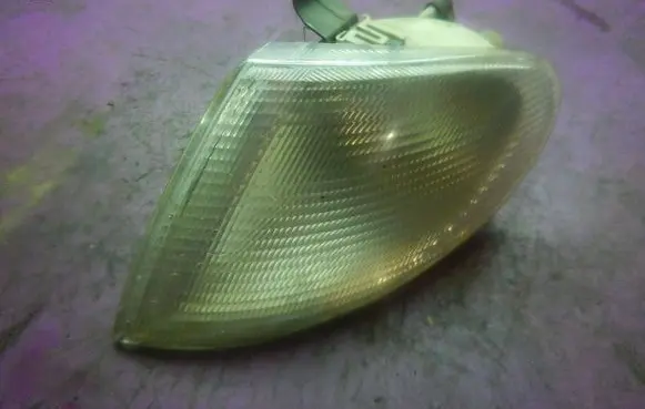 Front indicator light