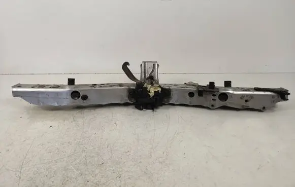 Toyota Verso Radiator support slam panel