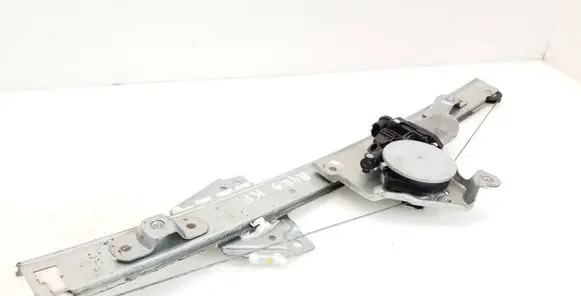 Suzuki Grand Vitara II Front door window regulator with motor 2621003530 8346065J00