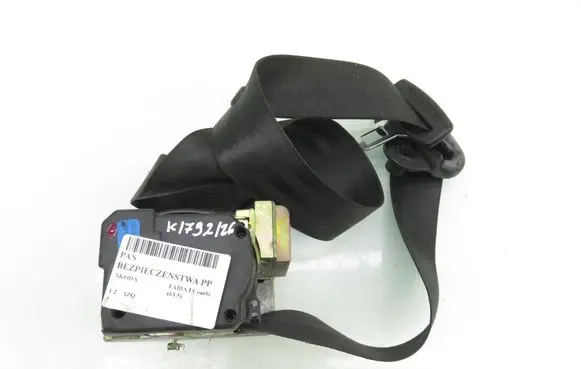 Skoda Fabia Mk1 (6Y) Front seatbelt 33009799 6Y0857702A