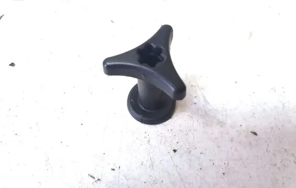 Dacia Logan I Other exterior part 7703041042